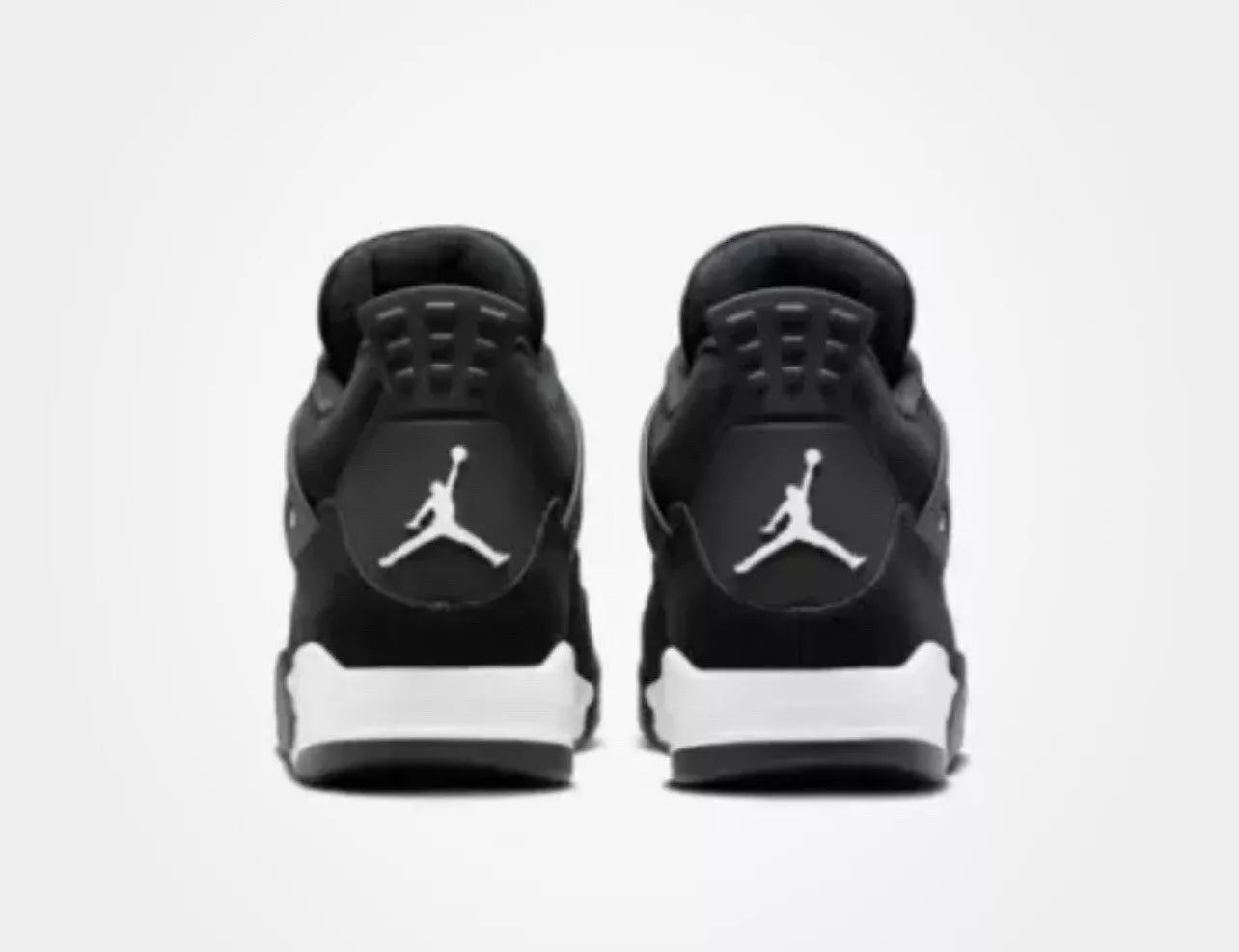 ⚡️⚡️Size 10 - Air Jordan 4 Retro White Thunder PREORDER ⚡️⚡️