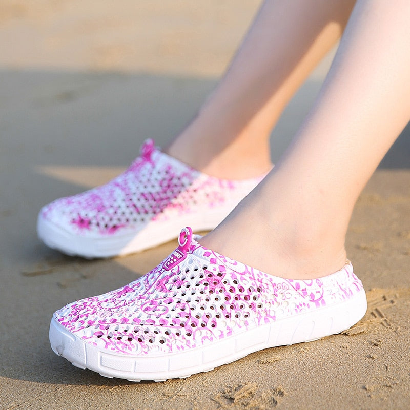 2019 womens casual Clogs Breathable beach sandals valentine slippers summer slip on women flip flops shoes home shoes for women