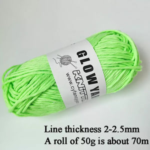 2022 Newest Functional Luminous Yarn Glow in the Dark Polyester Chunky Yarn 53m Long Knitting Wool Yarn for Crochet Sweater Hat