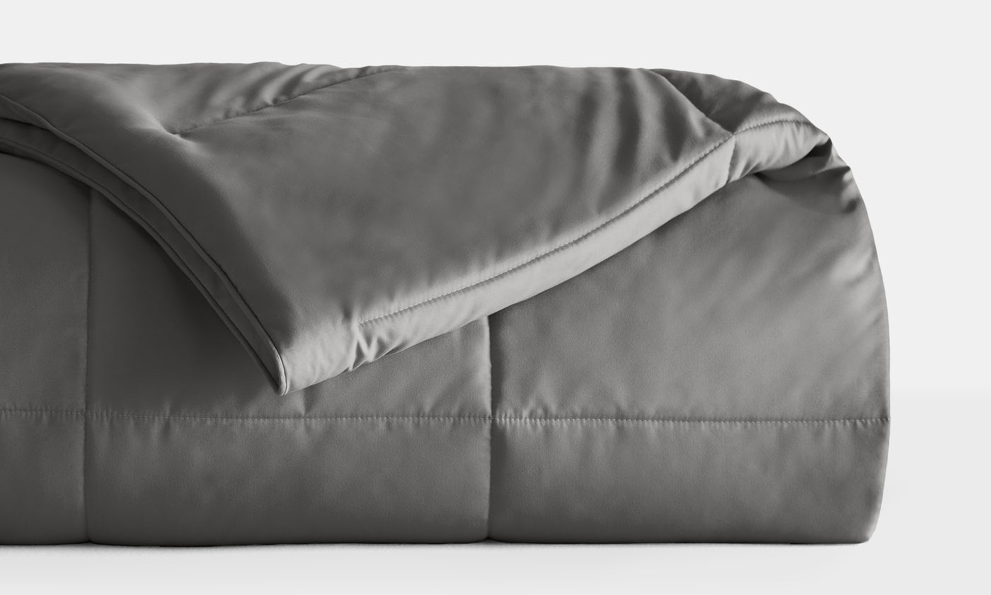 All Season Super Plush Breathable Down-Alternative Comforter