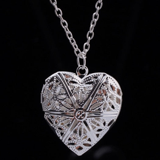 N830 Hollow Heart Pendant Necklaces Fashion Jewelry LOVE Collares Geometric Charm Necklace Bijoux NEW Arrival 2018