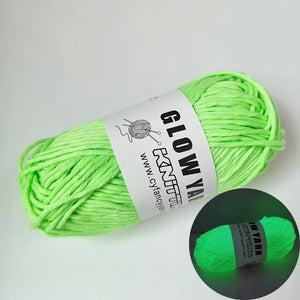 2022 Newest Functional Luminous Yarn Glow in the Dark Polyester Chunky Yarn 53m Long Knitting Wool Yarn for Crochet Sweater Hat