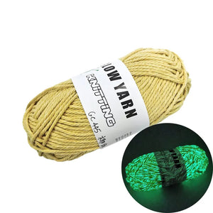 2022 Newest Functional Luminous Yarn Glow in the Dark Polyester Chunky Yarn 53m Long Knitting Wool Yarn for Crochet Sweater Hat