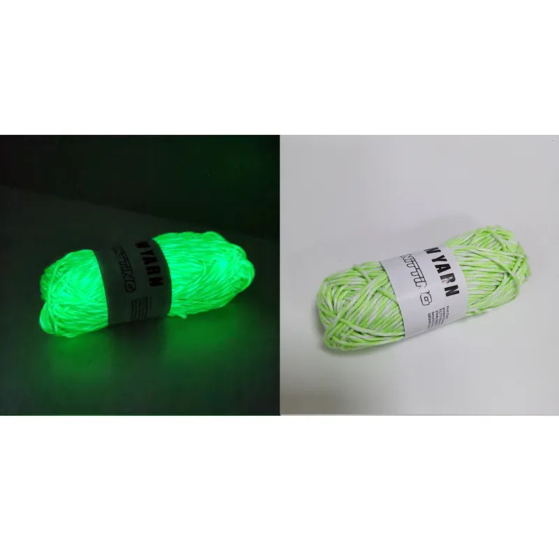 2022 Newest Functional Luminous Yarn Glow in the Dark Polyester Chunky Yarn 53m Long Knitting Wool Yarn for Crochet Sweater Hat