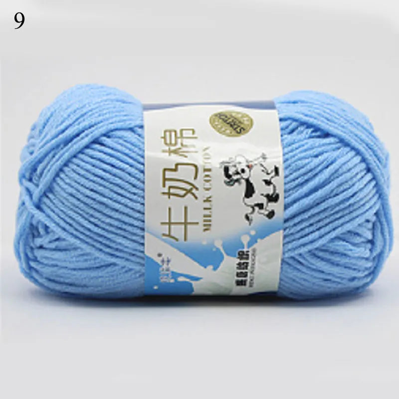 2022 Newest Functional Luminous Yarn Glow in the Dark Polyester Chunky Yarn 53m Long Knitting Wool Yarn for Crochet Sweater Hat