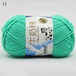 Load image into Gallery viewer, 2022 Newest Functional Luminous Yarn Glow in the Dark Polyester Chunky Yarn 53m Long Knitting Wool Yarn for Crochet Sweater Hat
