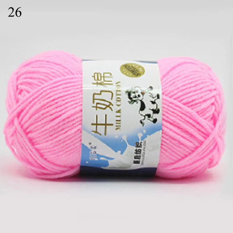 2022 Newest Functional Luminous Yarn Glow in the Dark Polyester Chunky Yarn 53m Long Knitting Wool Yarn for Crochet Sweater Hat